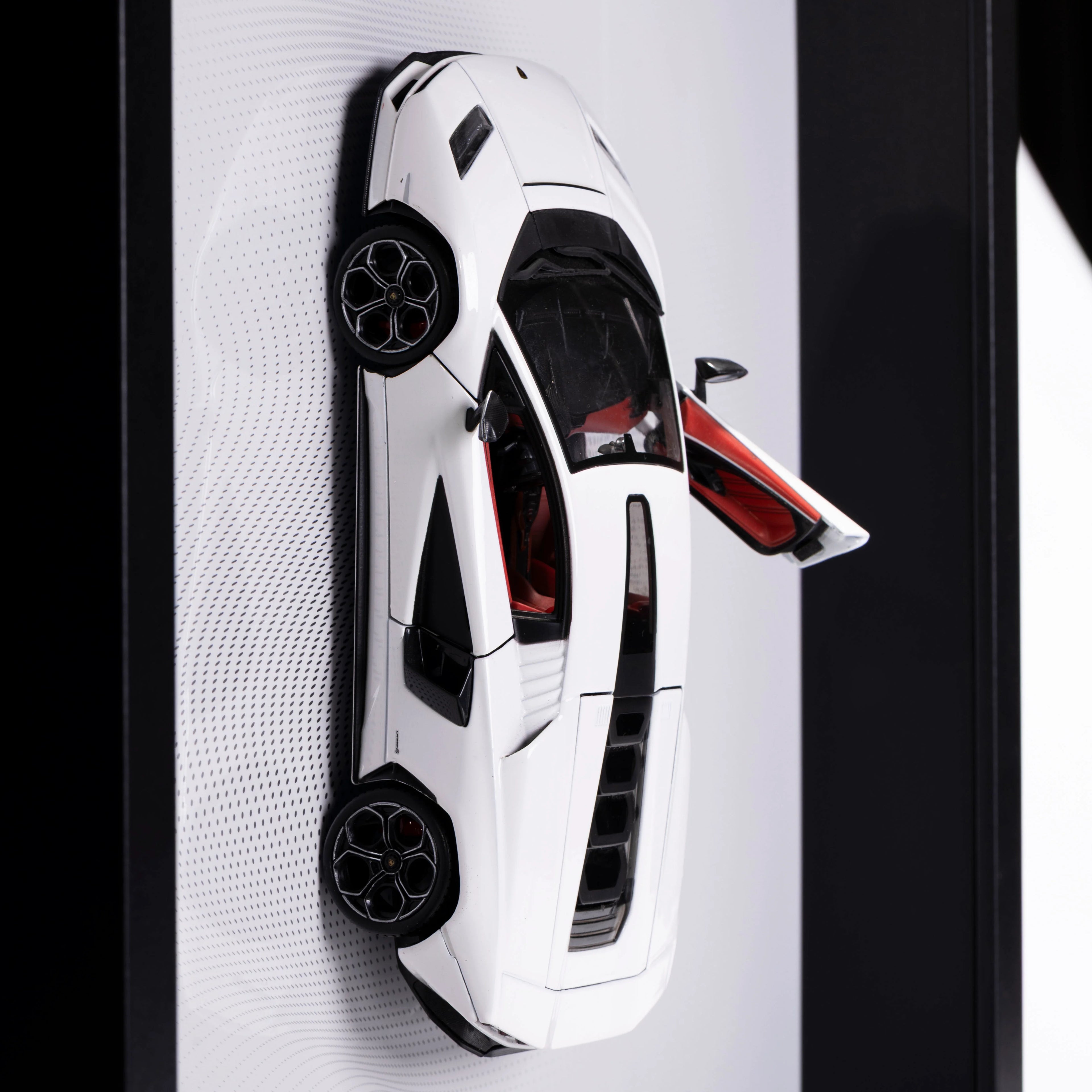 Lamborghini Countach LPI 800-4 - 1:24