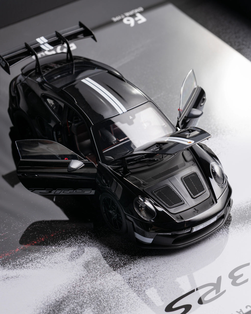 1:1 Custom Porsche GT3RS - 1:18