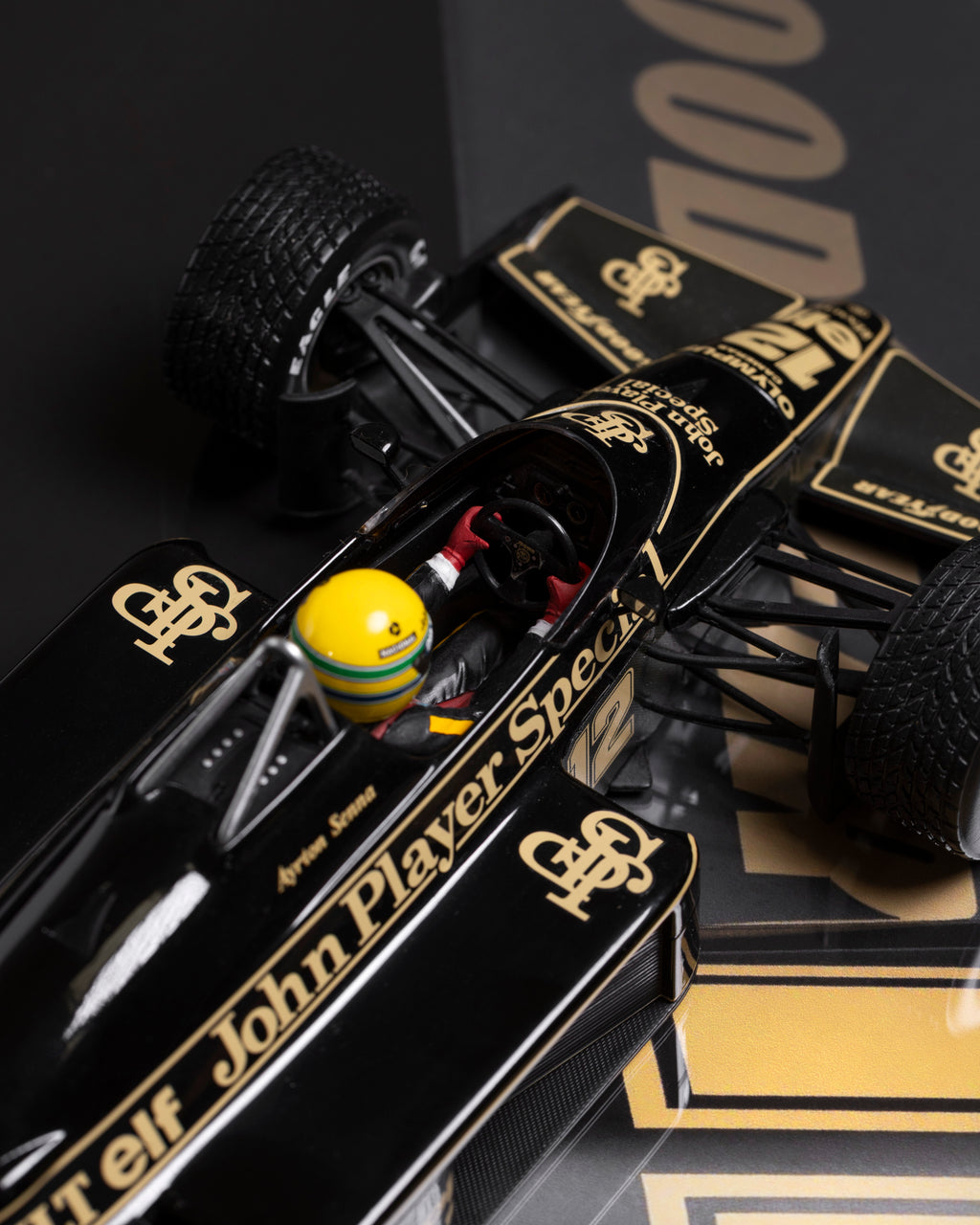 F1 Lotus 98T Ayrton Senna - 1:18