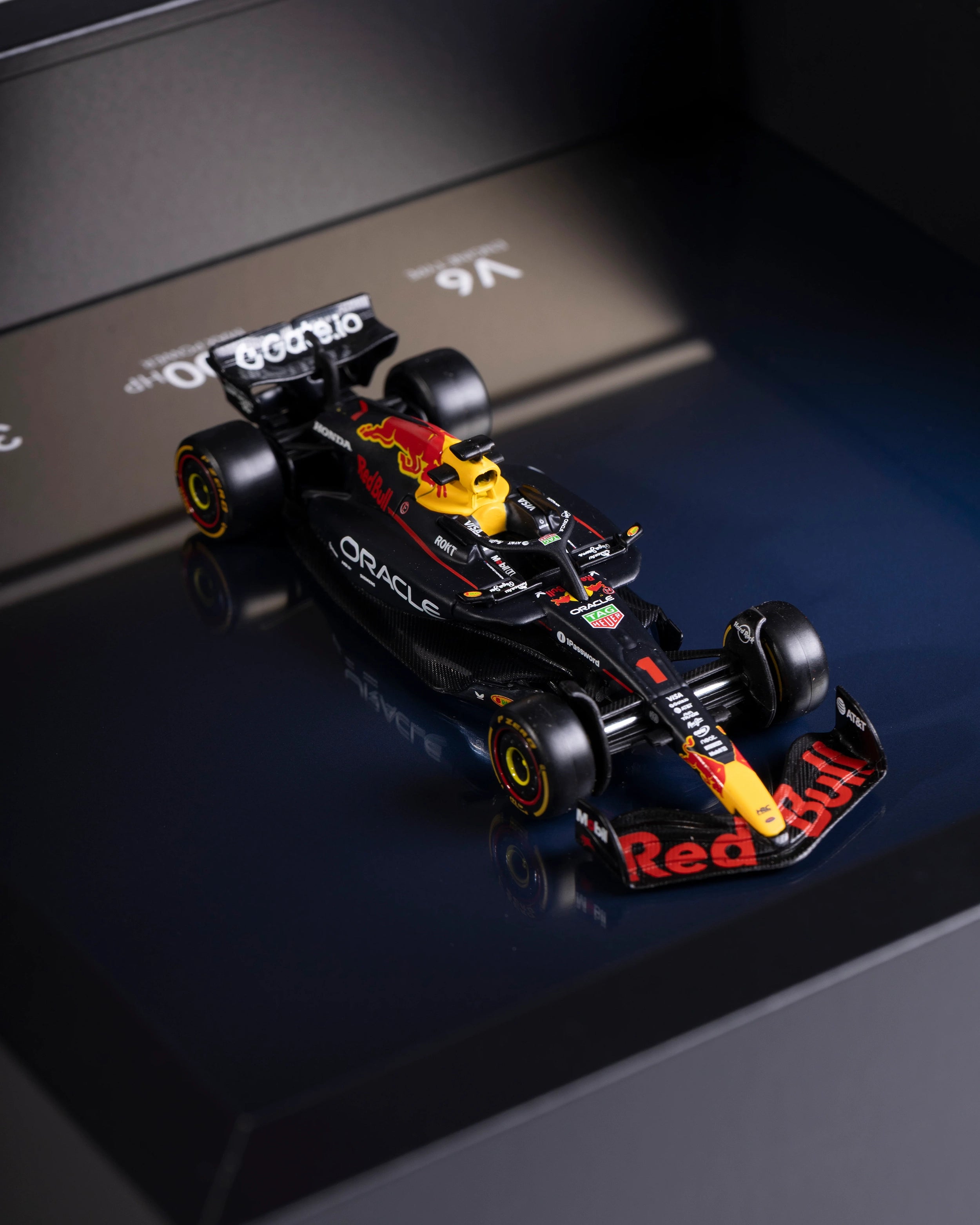 F1 RedBull RB25 Max Verstappen - 1:43