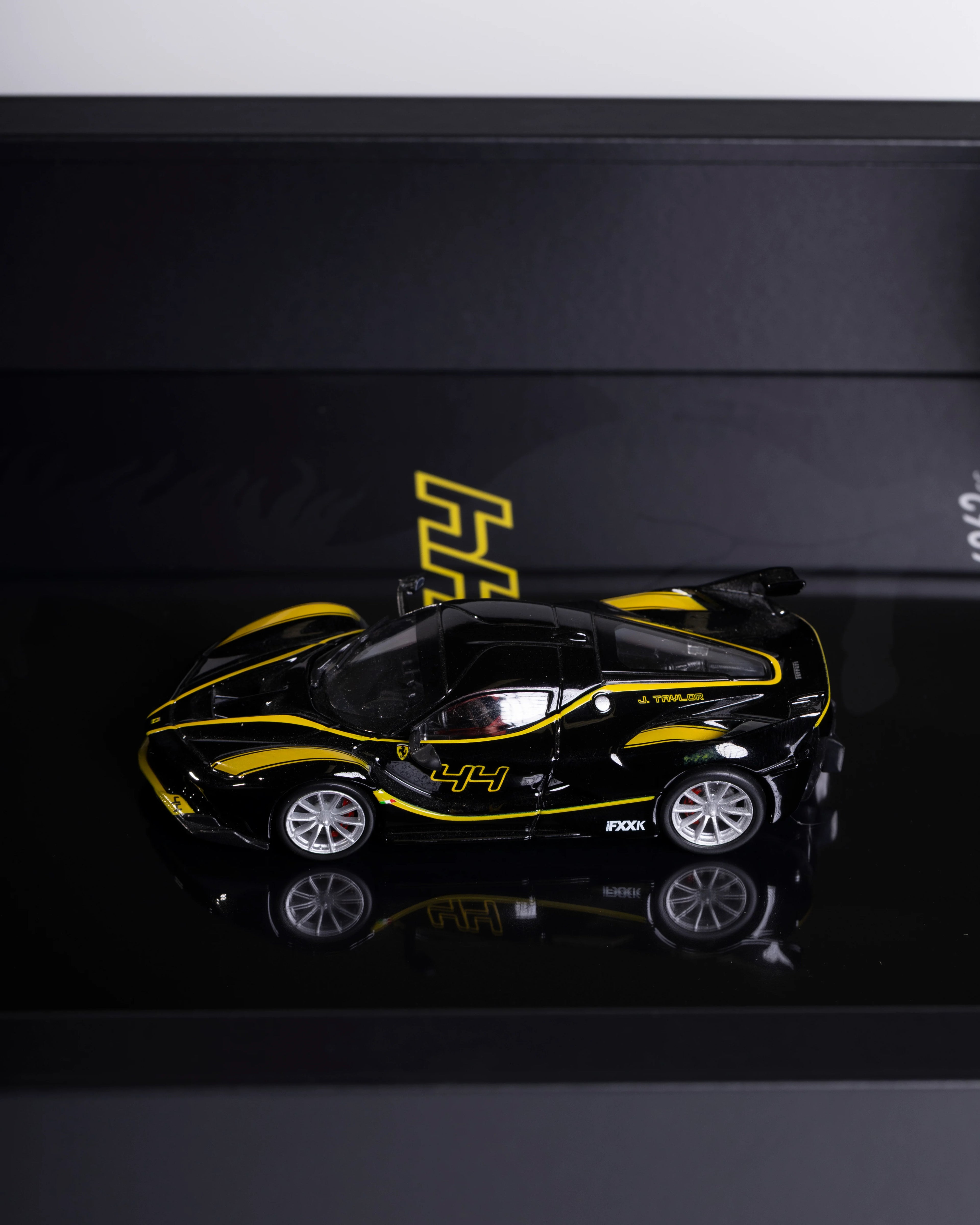 Ferrari FXX K - 1:43