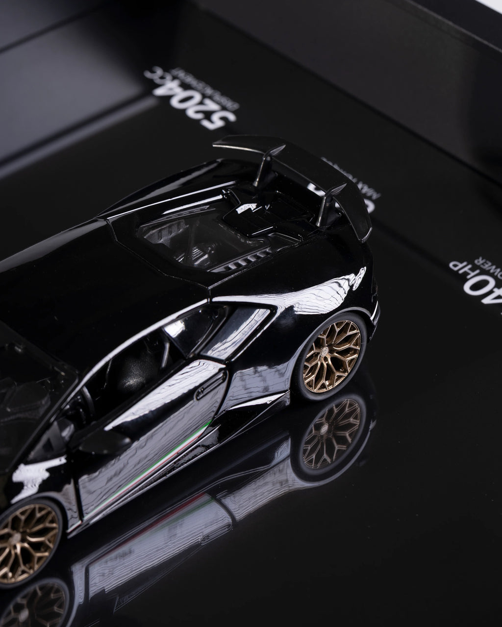 Lamborghini Huracán Performante - 1:24