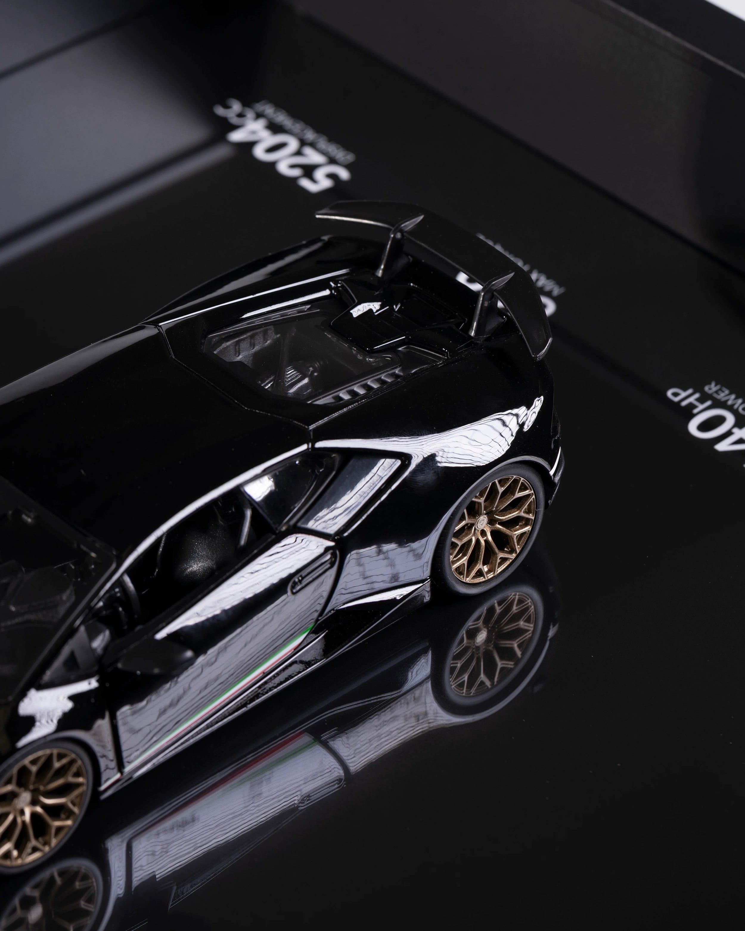 Lamborghini Huracán Performante - 1:24
