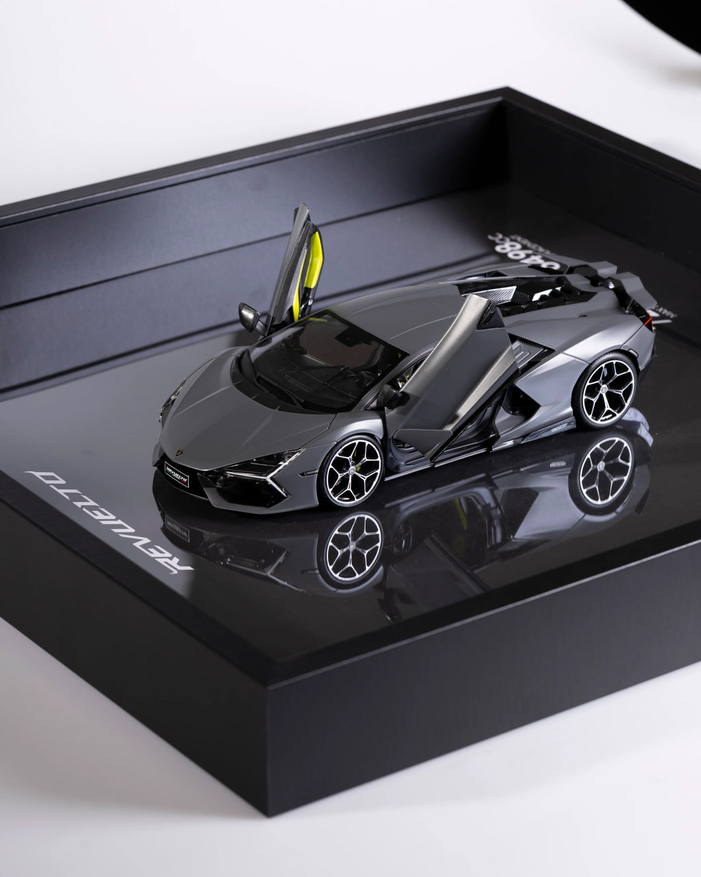 Lamborghini Revuelto - 1:18