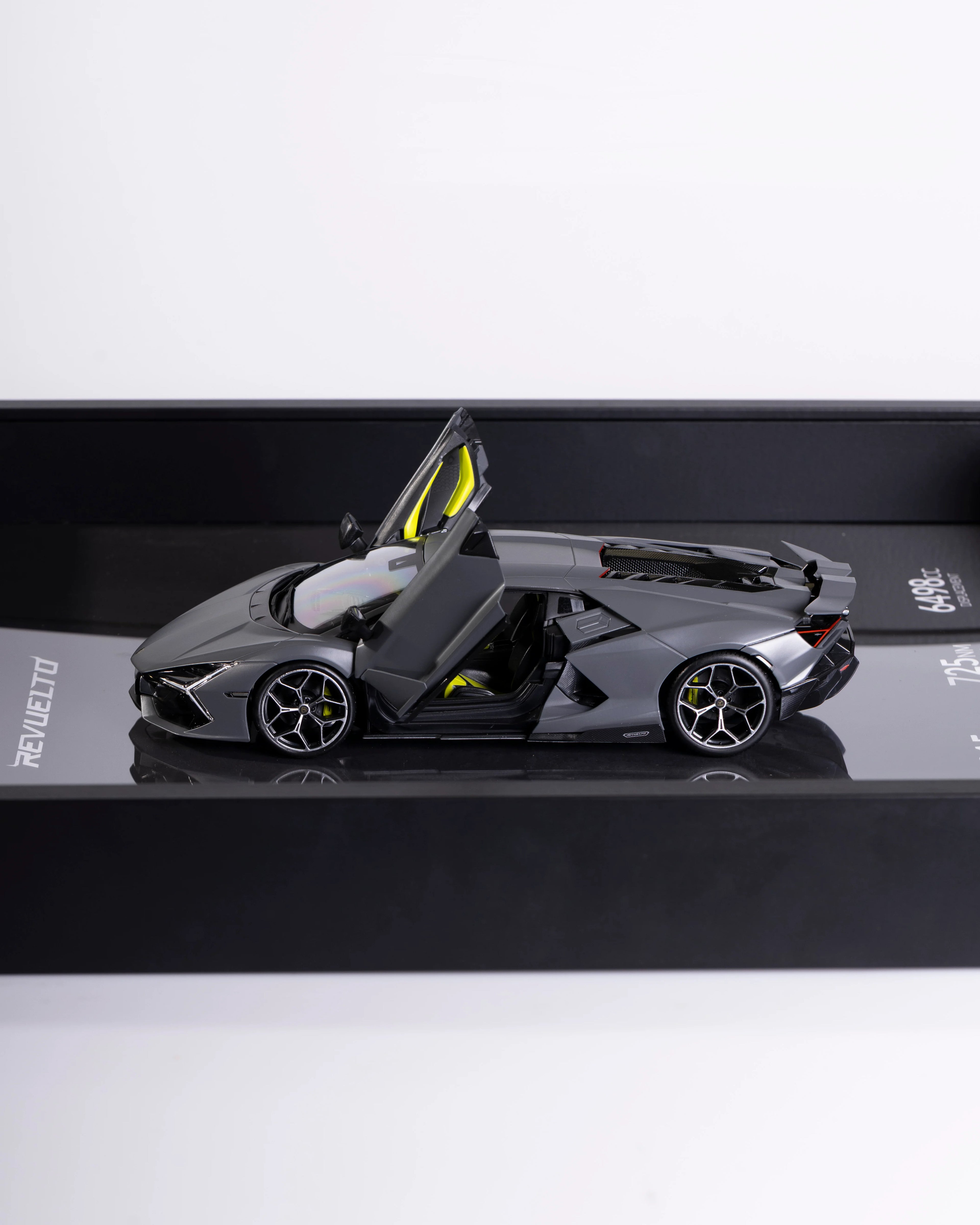 Lamborghini Revuelto - 1:18