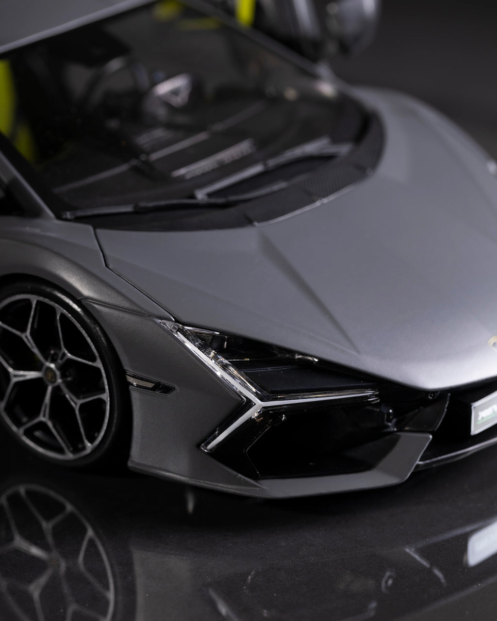 Lamborghini Revuelto - 1:18