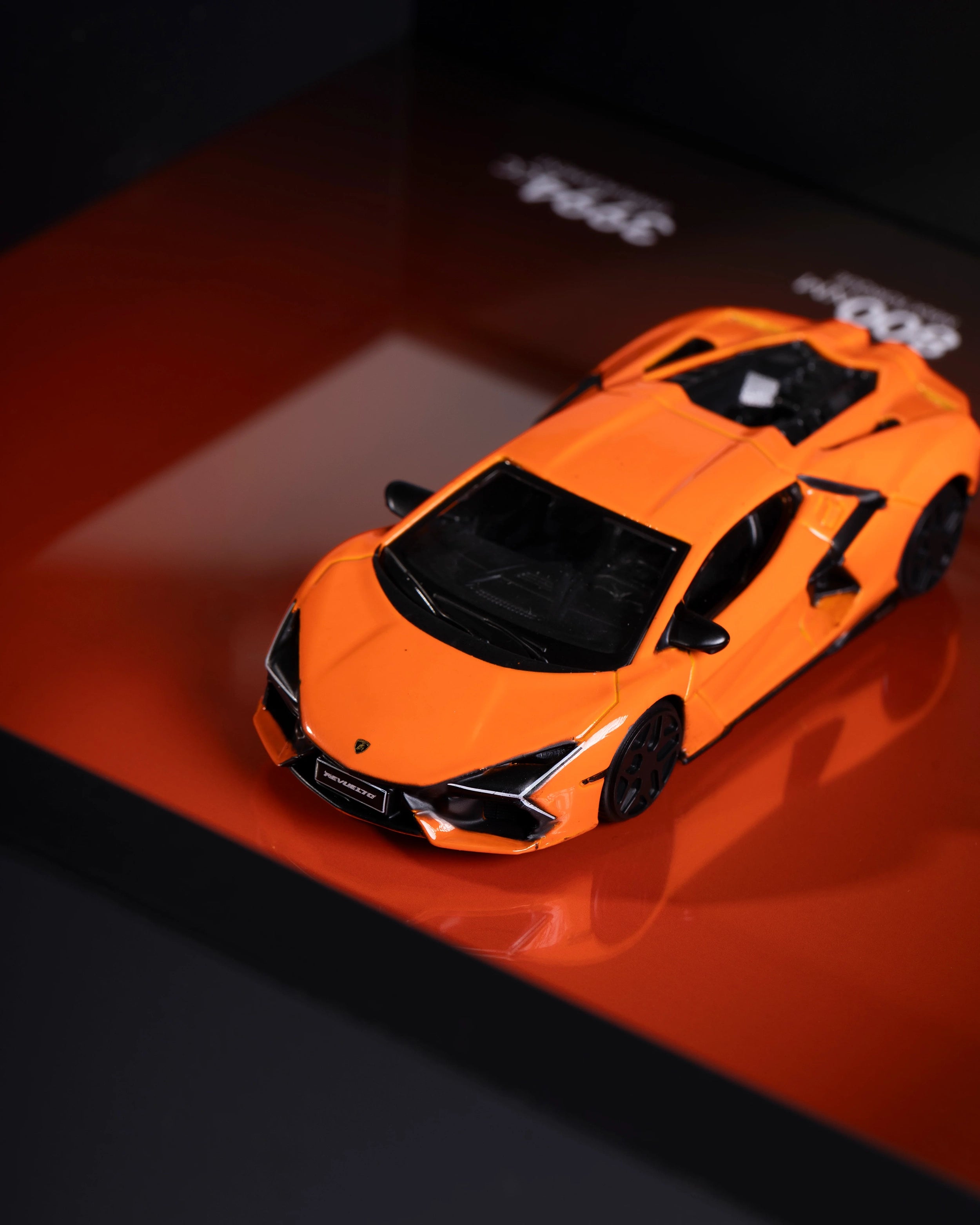 Lamborghini Revuelto - 1:43