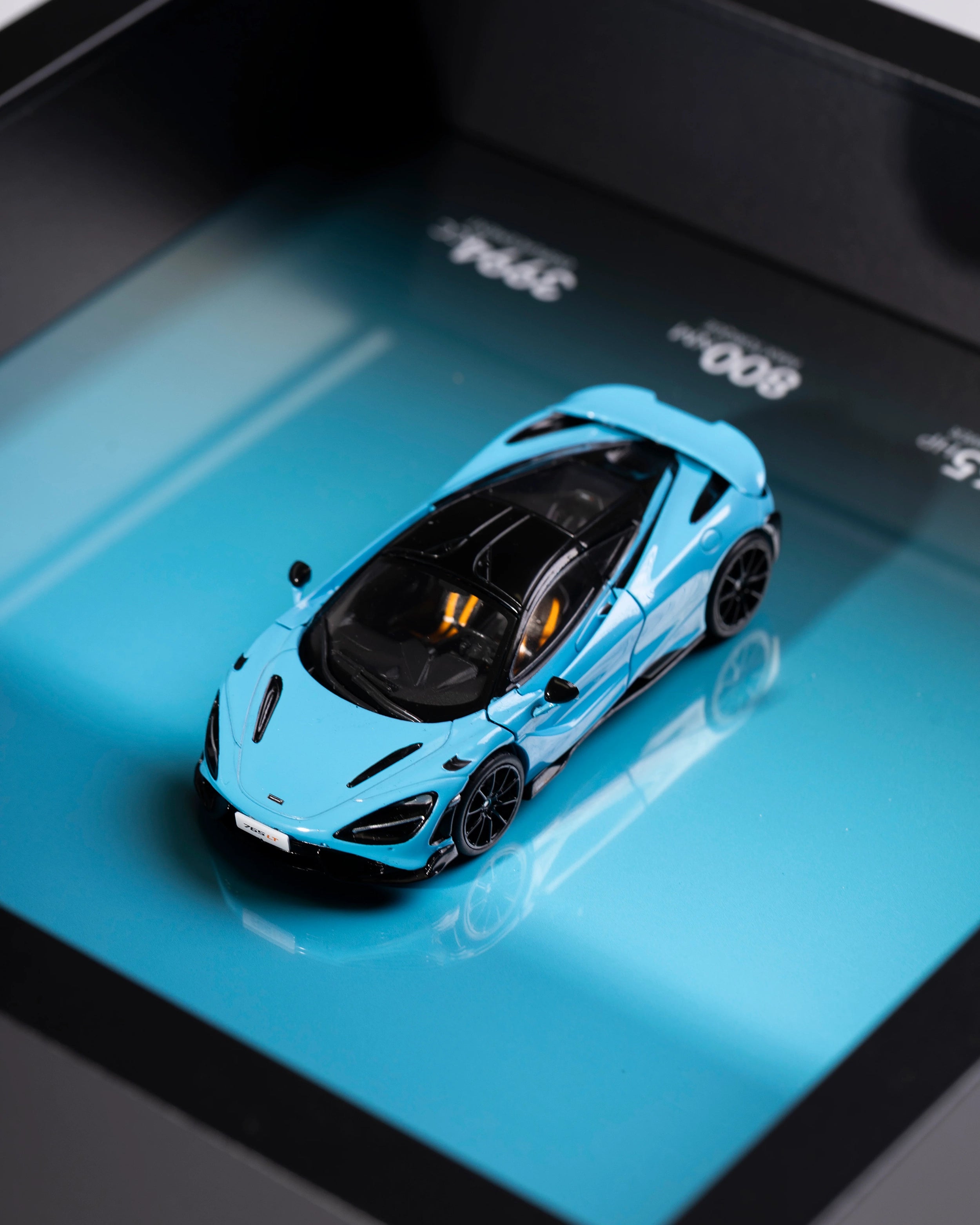 McLaren 765LT - 1:43