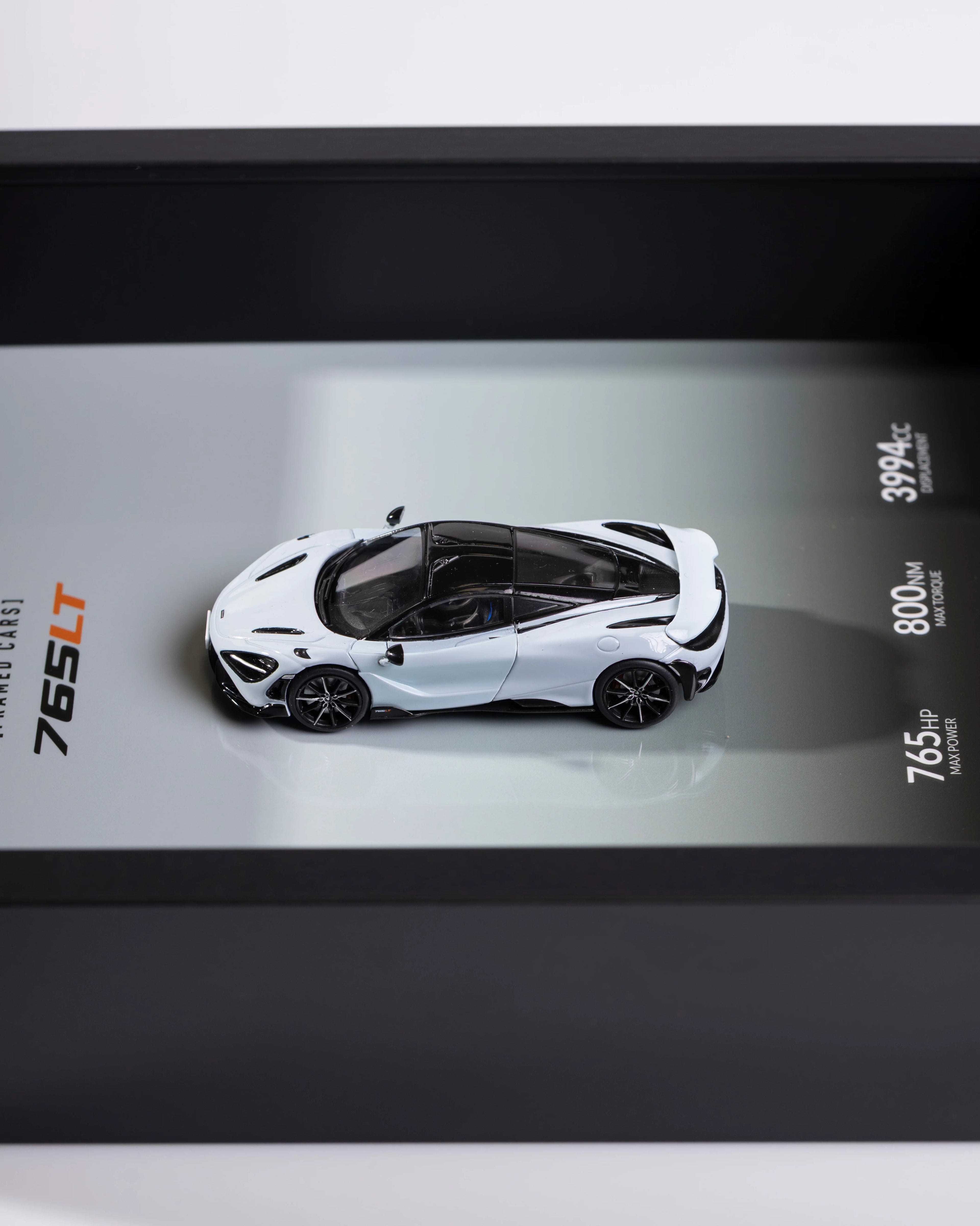 McLaren 765LT - 1:43