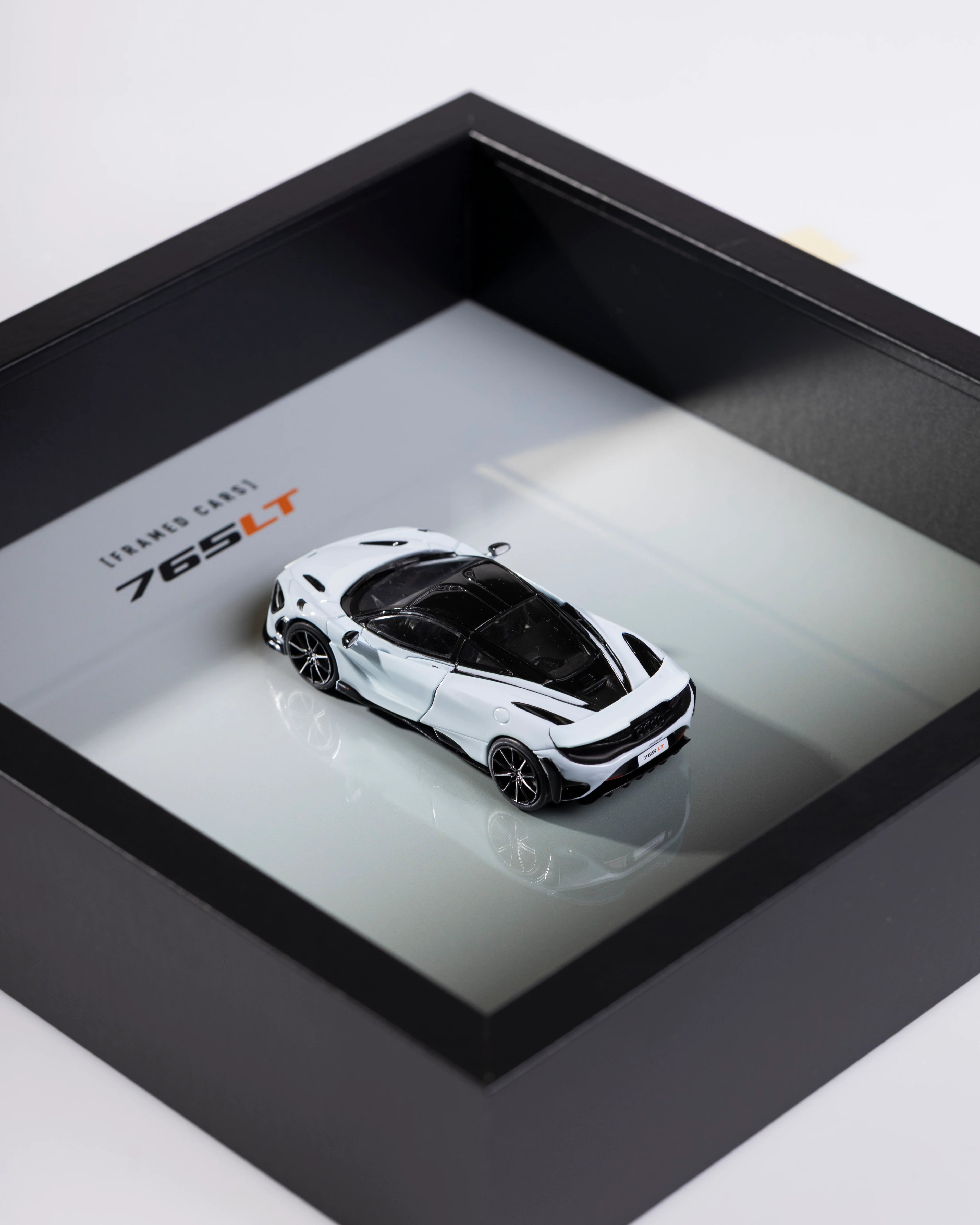 McLaren 765LT - 1:43